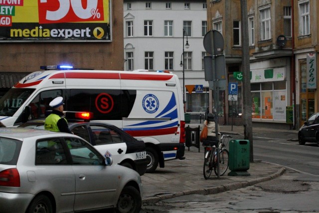 Potrącenie przy ulicy Mickiewicza w Słupsku.