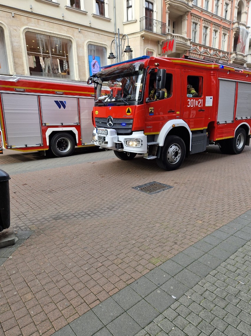 Alarm pożarowy na ulicy Stawowej w Katowicach. Na miejsce...