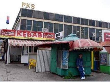 Białostocki dworzec PKS nie zmienia się od lat. Z wyjątkiem zegarów