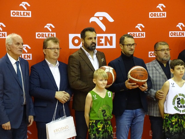 PKN Orlen pozostanie sponsorem strategicznym koszykarzy Miasta Szkła Krosno przez kolejne 2 lata
