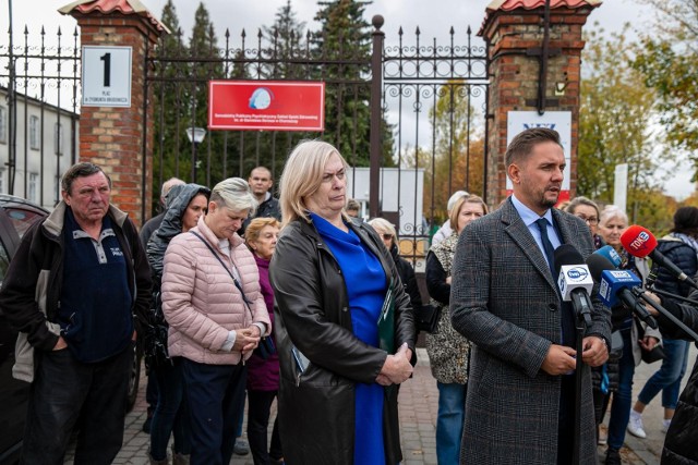 Pacjenci, pracownicy i politycy walczą o oddział neurologii w Choroszczy. „Mamy trzy tygodnie”