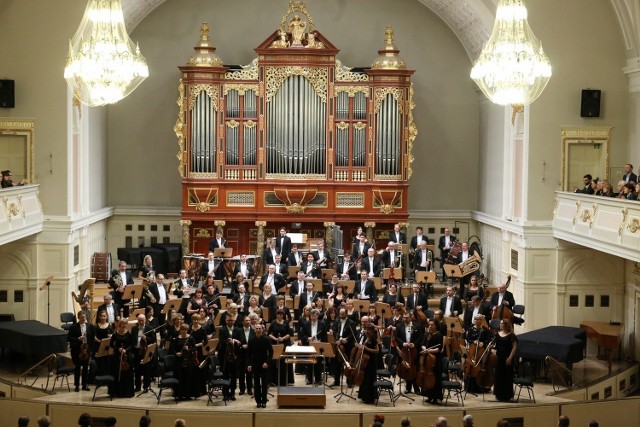 Ariel Zuckermann i Poznańscy Filharmonicy.