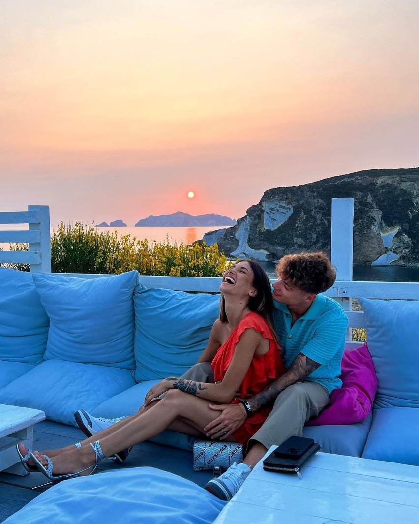 Nicola i Nicol na wakacjach w Grecji