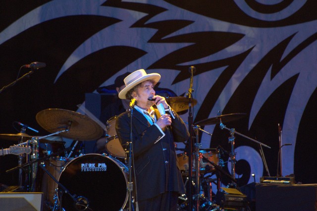 Listy nastoletniego Boba Dylana do ukochanej przedstawiają nieznany okres życia piosenkarza