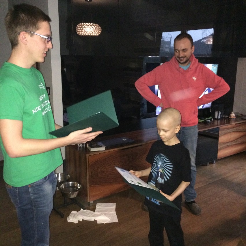 Vertez spotkał się z 8-letnim Guciem i zagrał w Minecraft [ZDJĘCIA] Akcja Fundacji Mam Marzenie