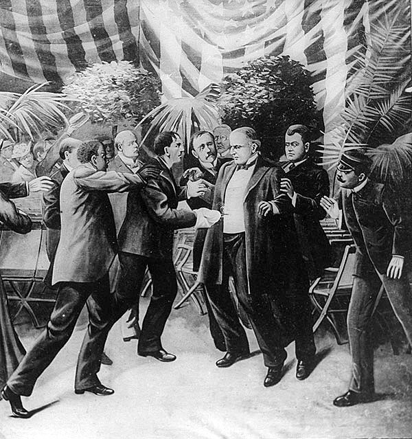 Rysunek przedstawiający atak Czołgosza na McKinleya