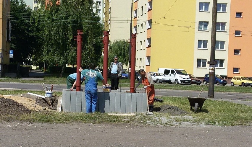 Sosnowiec: przy dawnej KWK Sosnowiec powstaje obelisk upamiętniający kopalnię [ZDJĘCIA]