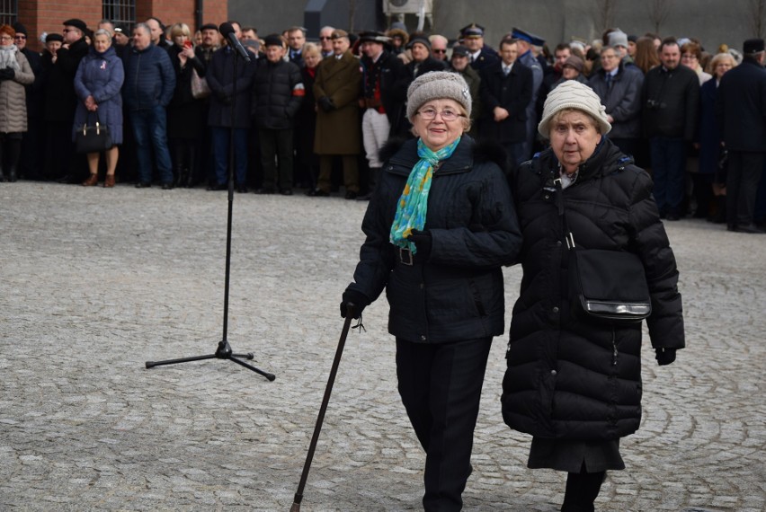 Muzeum Żołnierzy Wyklętych w Ostrołęce: przekazanie kluczy [ZDJĘCIA, WIDEO]