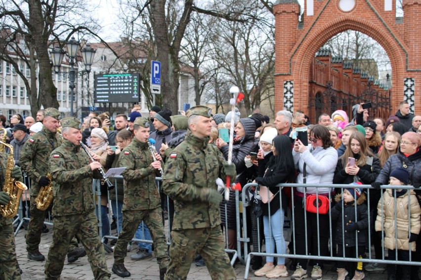 W sobotę na placu Zwycięstwa w Słupsku 167 żołnierzy...