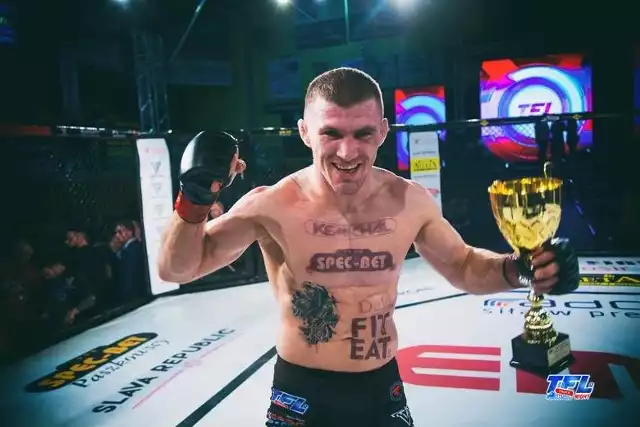 Daniel Rutkowski na październikowej gali Babilon MMA 10 w Wieliczce powalczy o dwa pasy mistrzowskie.