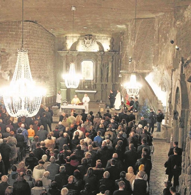 Dla wieliczan początkiem Bożego Narodzenia jest msza św. wśród soli