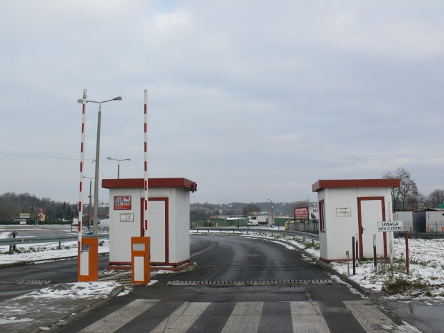 Sandomierski plac targowy - "targowica" nie zostanie zamknięty - zapewniają władze miasta i powiatu sandomierskiego