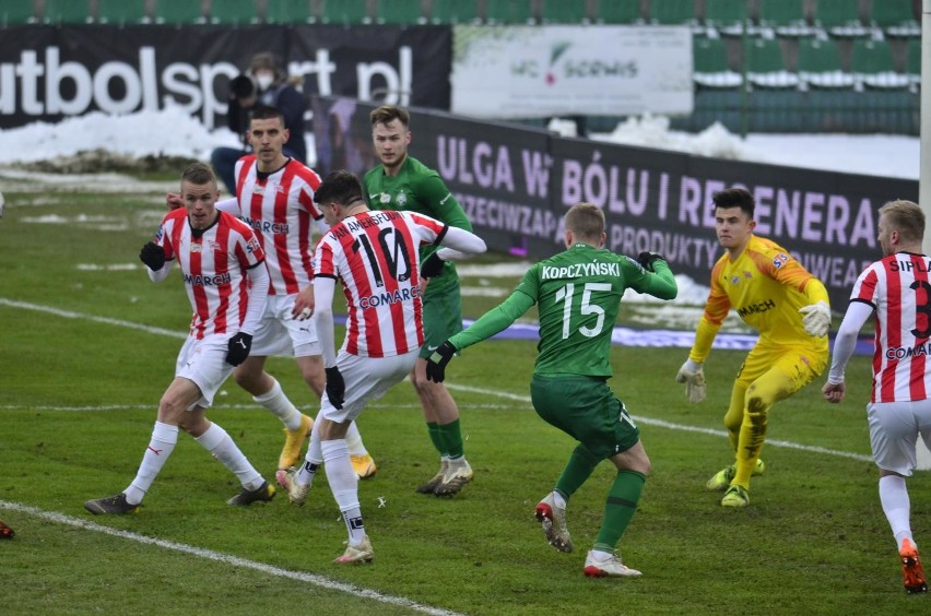Styczniowy mecz Warta - Cracovia 1:0