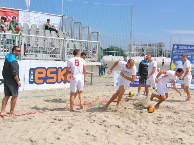 Piłkarze Vacu Activ mają przed dwoma turniejami w Darłowie i Ustce dobrą pozycję do zaatakowania czołówki. Tutaj na zdjęciu z turnieju w Gdyni.