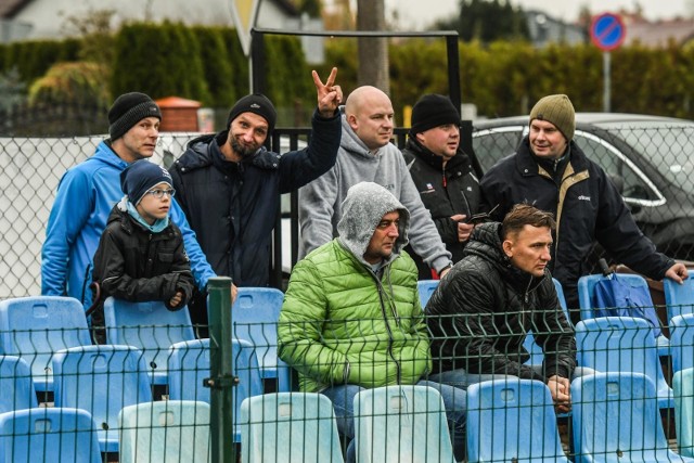 Sportis Łochowo wygrał u siebie z BKS Bydgoszcz 2:0 w spotkaniu 14. kolejki IV ligi. Decydujące bramki padły pod koniec spotkania. ZOBACZ ZDJĘCIA Z MECZU >>>