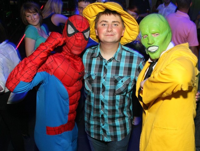 W Pomarańczy imprezę pomógł rozkręcić Spiderman.