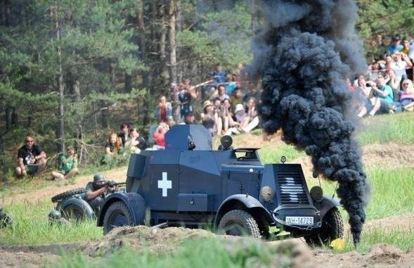 Niemiecki pojazd stanął w ogniu