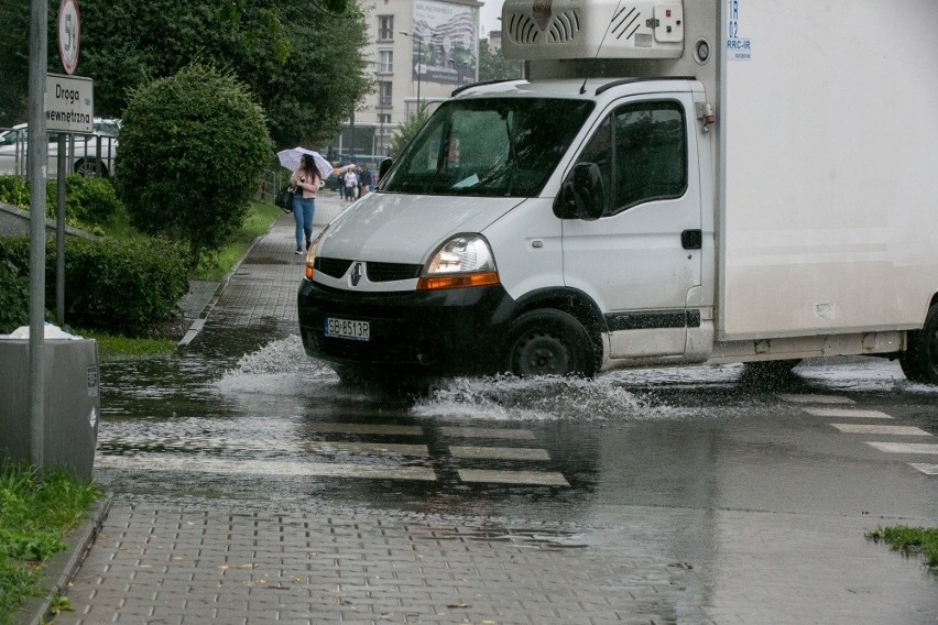 Fatalne prognozy dla Małopolski. Będzie mocno padać, mogą wylać rzeki [OSTRZEŻENIE IMGW]