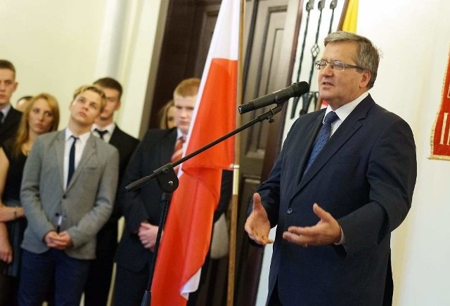 - Generalnie staram się nie składać obietnic, ale obietnica budowy obwodnicy dla Inowrocławia padła - mówił dwa lata temu w ratuszu Bronisław Komorowski.