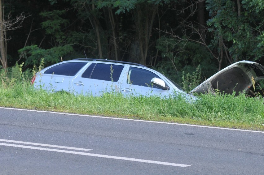 Wypadek na drodze krajowej nr 22. Pomocy medyków...