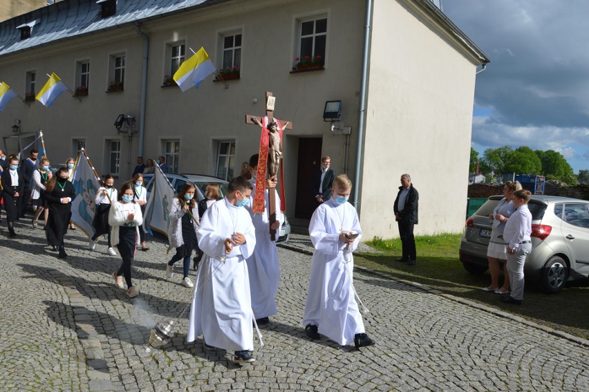 Głogówek. Biskup Andrzej Czaja wyświęcił na księdza diakona Dariusza Karbowskiego