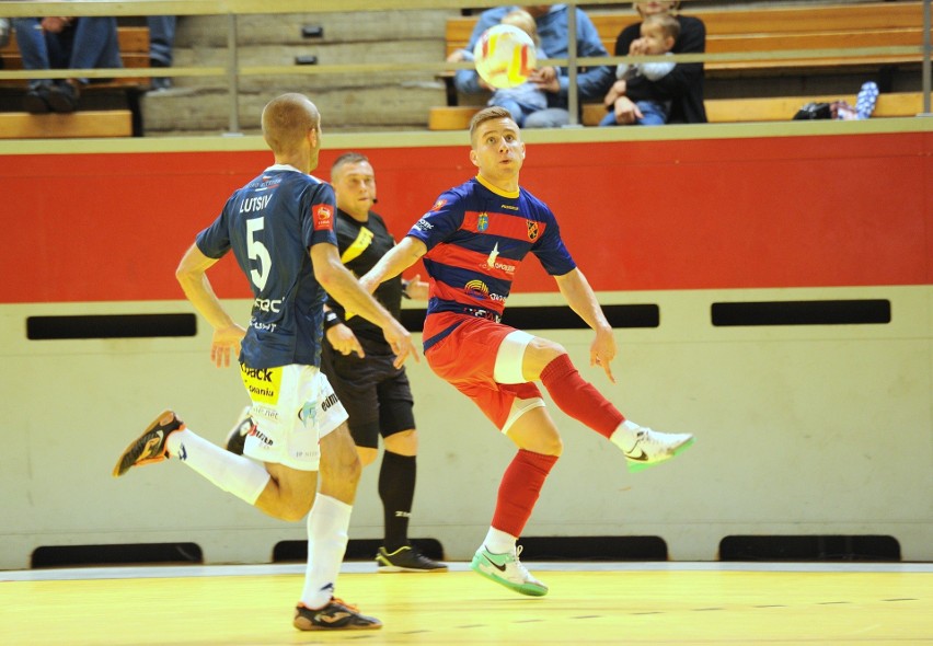 Odra Opole na początek sezonu ograła Heiro Rzeszów 4-2.