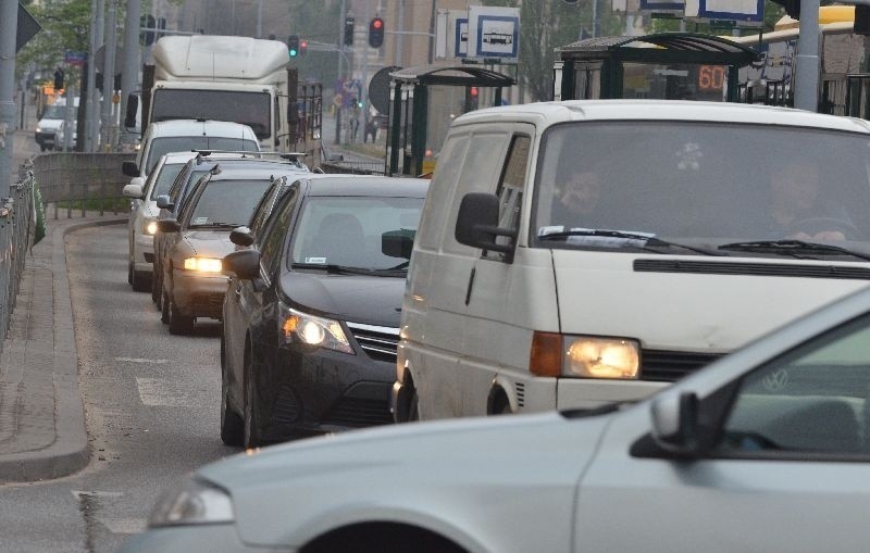 Zamknięta ul. Tramwajowa, korki na ul. Narutowicza