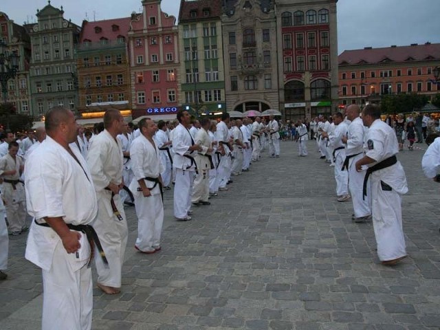 Pokaz na wrocławskim rynku.