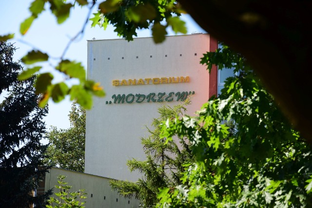 Kilka dni temu firma Alstal-Invest wygrała przetarg. Za kwotę ponad 7 milionów złotych kupiła sanatorium "Modrzew" w Inowrocławiu.