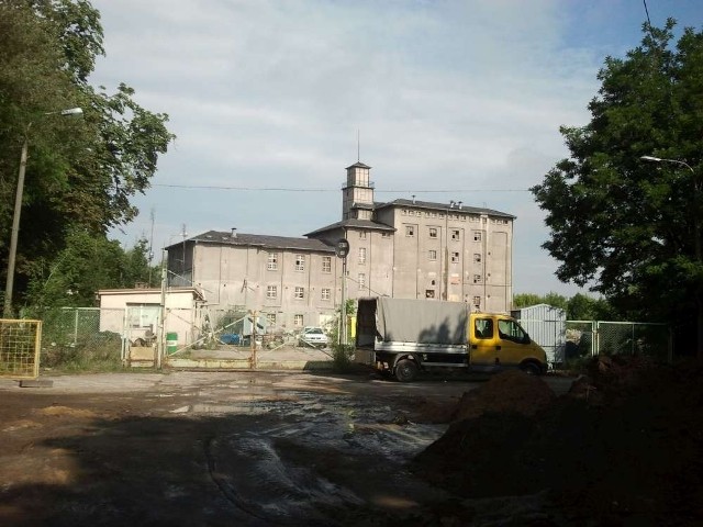 Stary młyn na Nadolniku ma znaleźć się w centrum kampusu