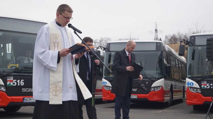 Jastrzębie: Nowe autobusy poświęcone. 1 kwietnia ruszą w...