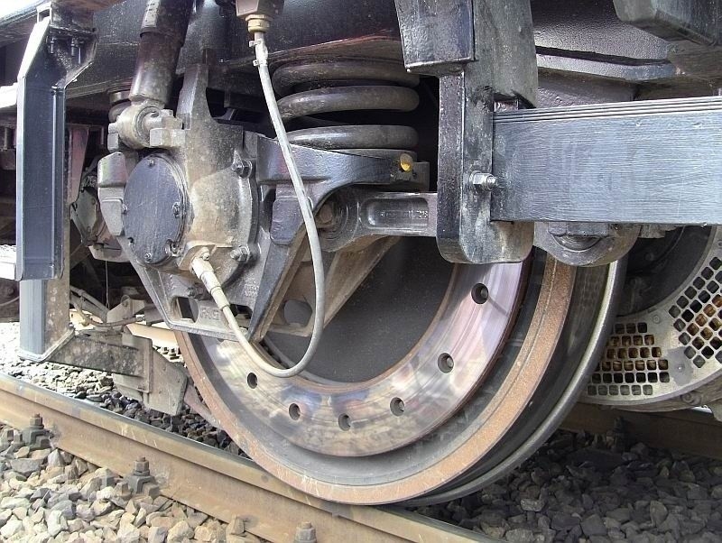 Dolny Śląsk: Wypadek na torach kolejowych. Dwie osoby nie żyją!