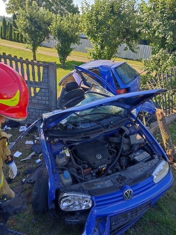 Kierowca volkswagena może mówić o wielkim szczęściu. Doznał...