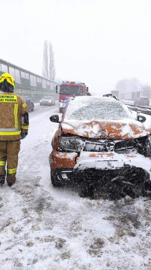 Fatalna sytuacja na pomorskich drogach. Na S6 między węzłami...