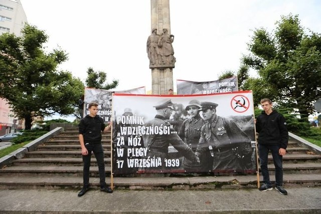 Protest przeciwko pomnikom radzieckich w Szczecinie zorganizowany 17 września