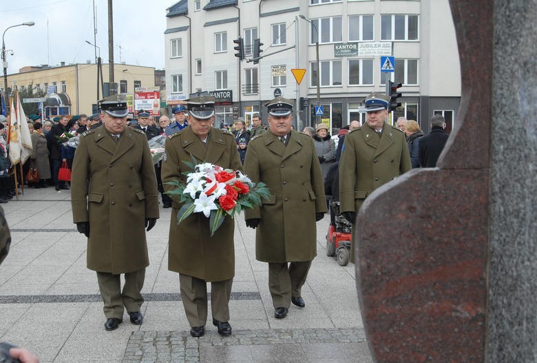 Obchody Dnia Pamięci Żołnierzy Wyklętych w Ostrowi [ZDJĘCIA]