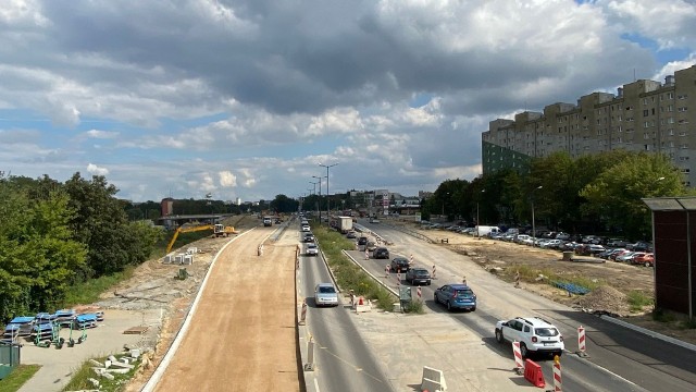 Od soboty, 10 września, kierowcy będą mieli do dyspozycji po dwa pasy ruchu w każdą ze stron na ul. Opolskiej.