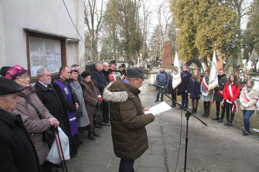 W Kielcach uczczono pamięć Polaków wywiezionych do rosyjskich łagrów (WIDEO, zdjęcia)