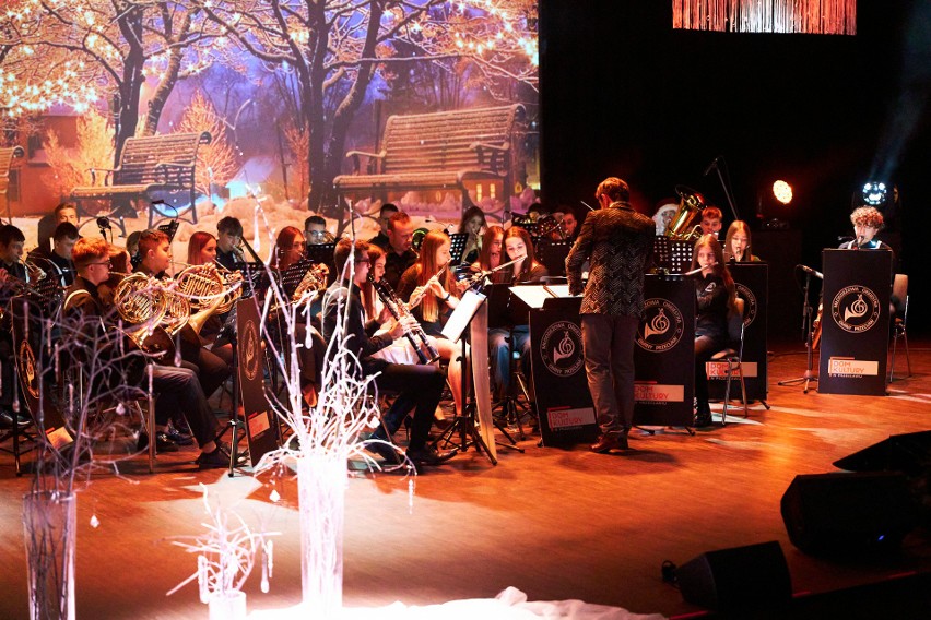 Koncert charytatywny „Magia Świąt” dla Tymka Foltaka w...