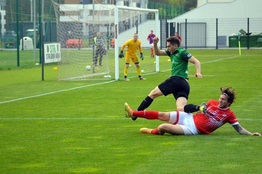 Zobacz zdjęcia i skrót spotkania Stal Stalowa Wola - KS...