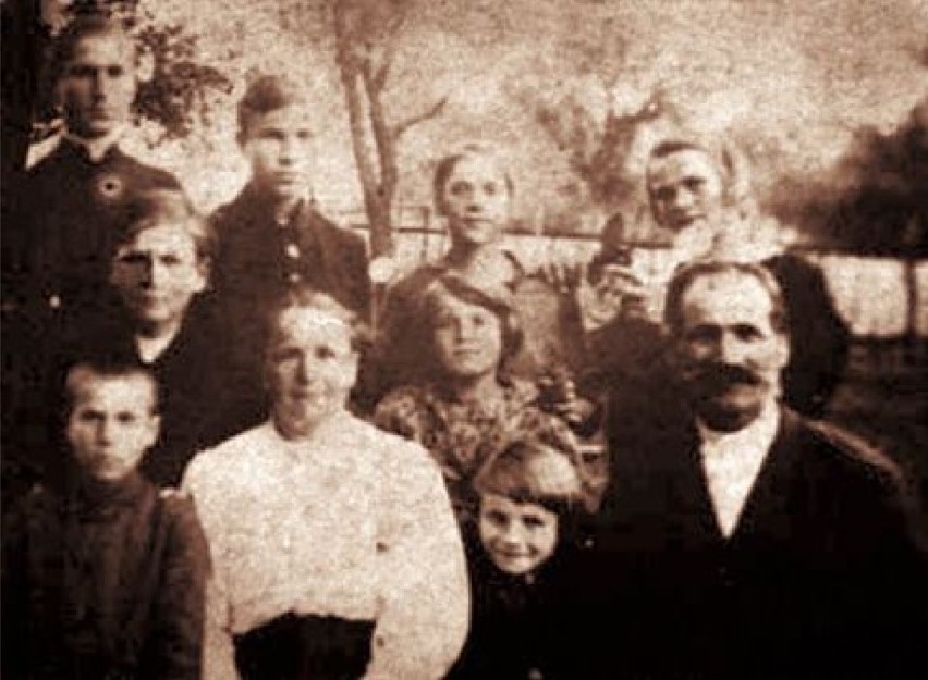 Dziesięcioosobowa rodzina Bełchów była bardzo uduchowiona.