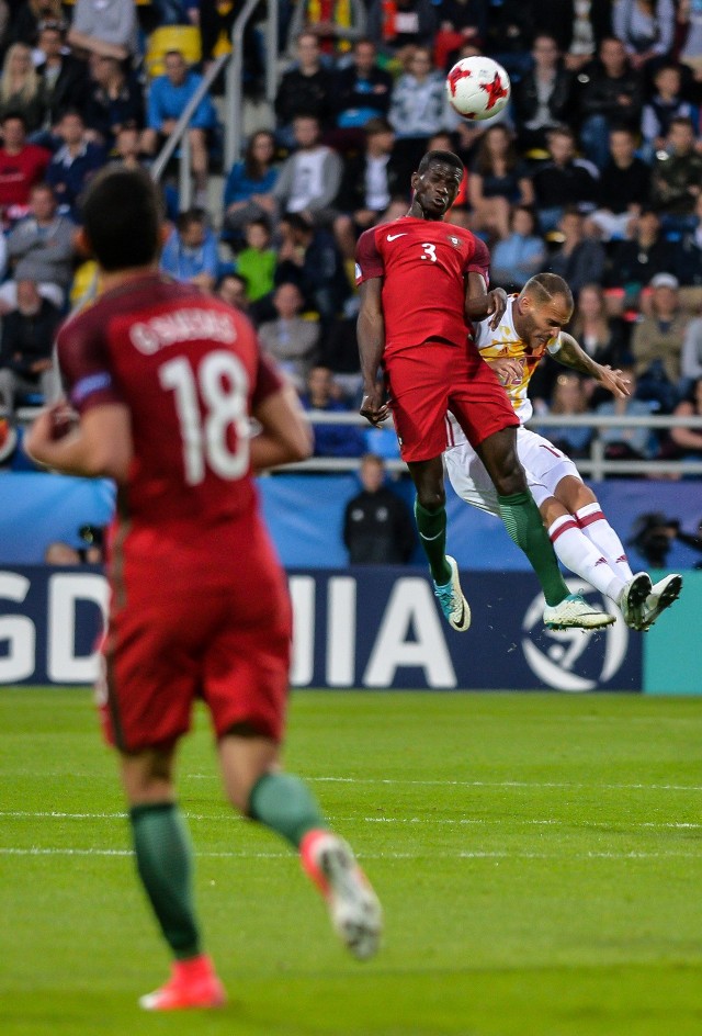 Hiszpanie pokonali 3:1 Portugalię we wtorkowy wieczór na stadionie miejskim w Gdyni