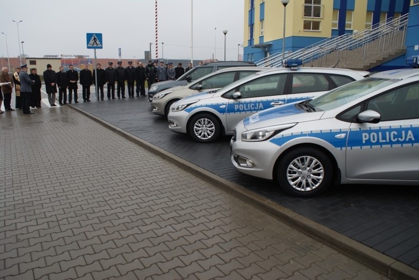 W uroczystości  udział wzięli komendant miejski policji w...