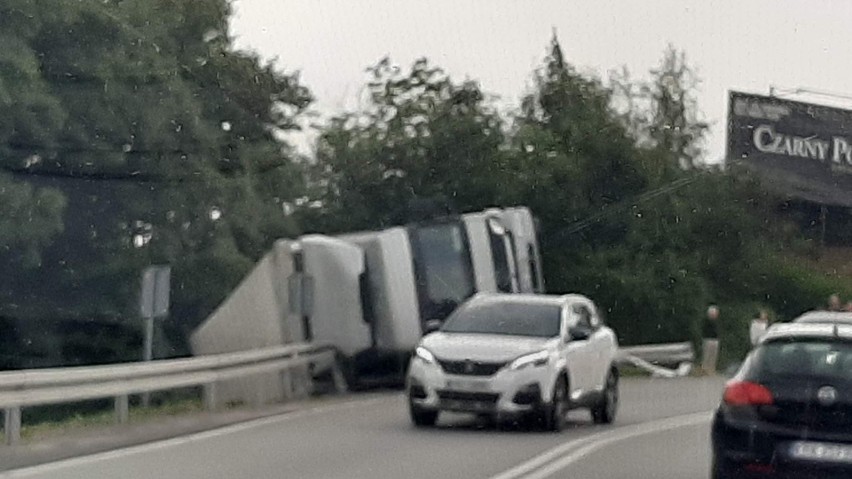 Wypadek na DK75 w miejscowości Tęgoborze