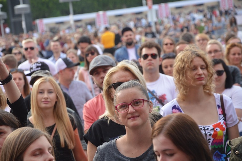 Męskie granie 2015 we Wrocławiu. Kilka tysięcy osób na Pergoli (MNÓSTWO ZDJĘĆ)