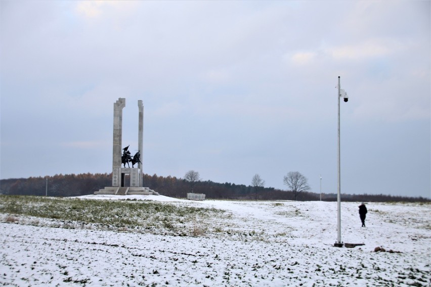 Pomnik Chwały Kawalerii i Artylerii Konnej w Wolicy...
