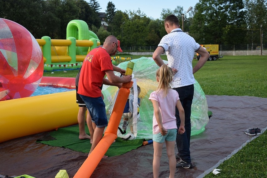 Dni Biecza 2018 trwają w najlepsze! Wesołe miasteczko i muzyka przyciągnęły mieszkańców [ZDJĘCIA]