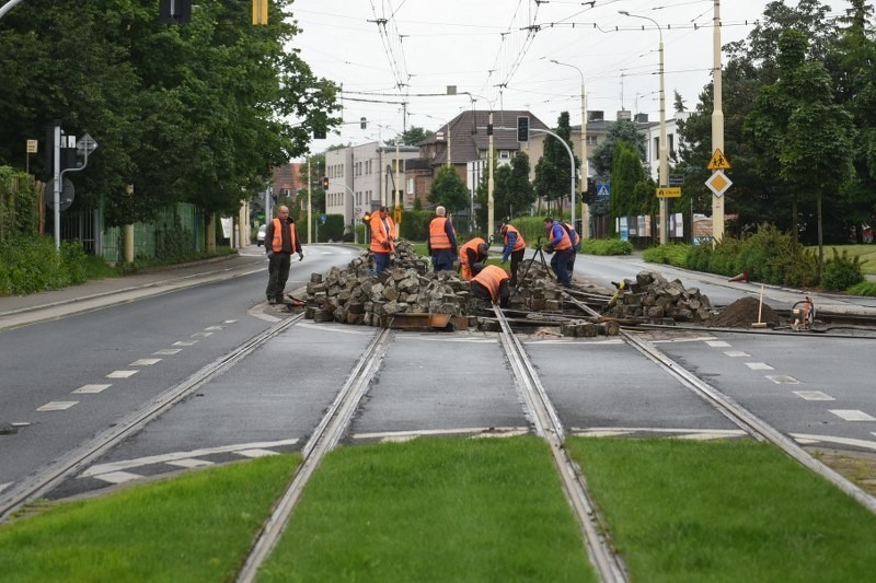 Remont torowiska przy Murawie