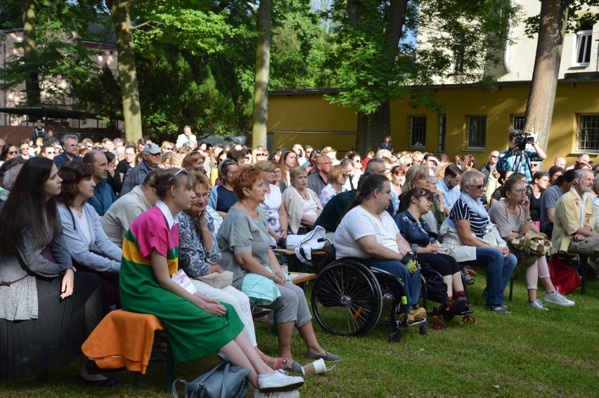 Tomasz Sekielski na spotkaniu w Opolu.