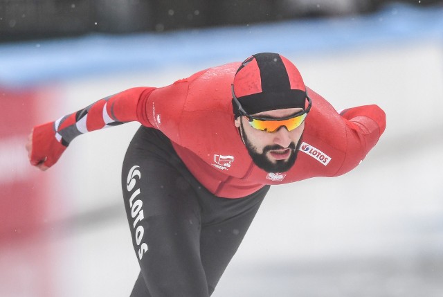 Szymon Palka będzie jednym z Polaków, którzy wystąpią na Akademickich Mistrzostwach Świata w łyżwiarstwie szybkim